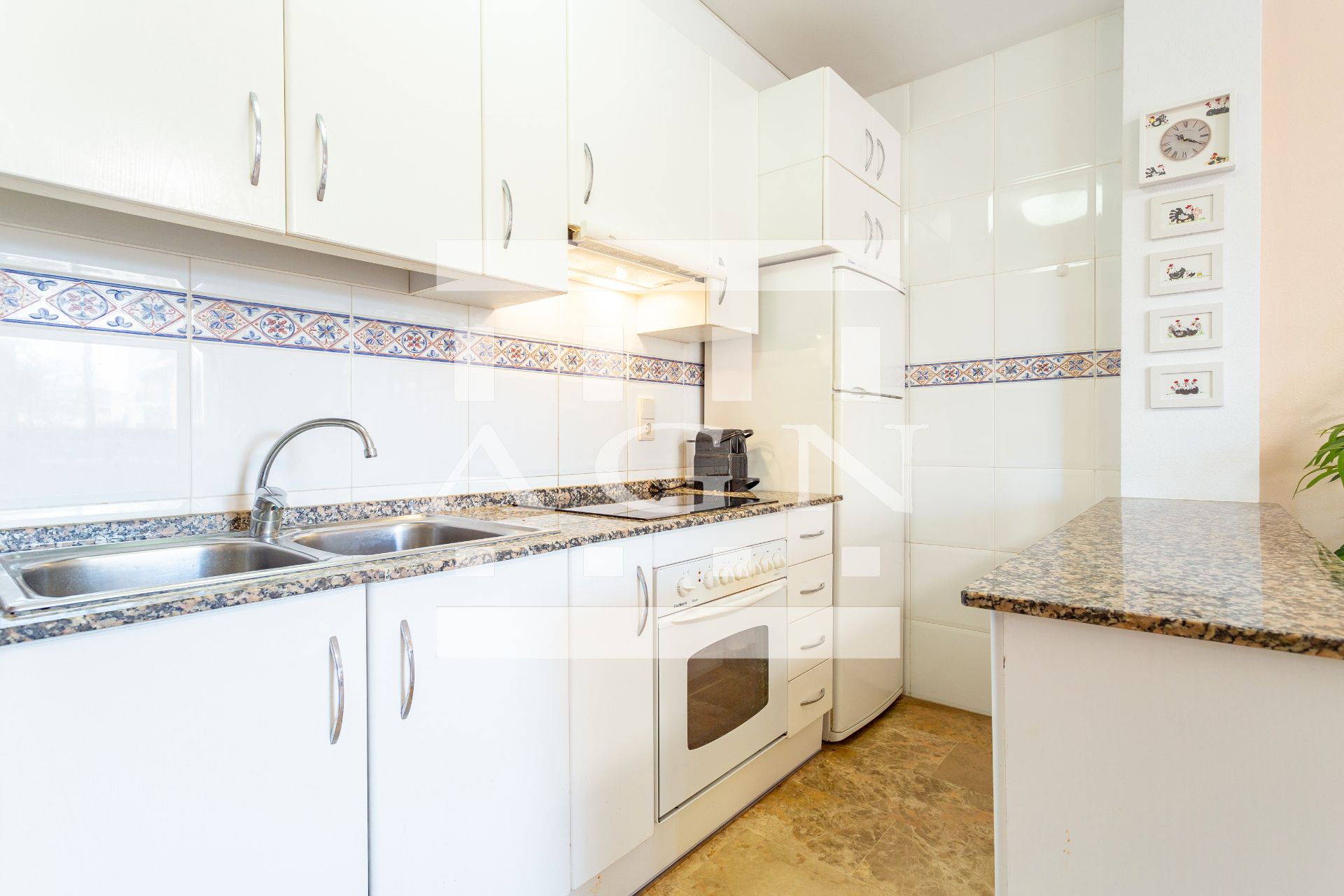 Cocina de Apartamento en venta en Vinyols i els Arcs con Aire acondicionado, Calefacción y Terraza