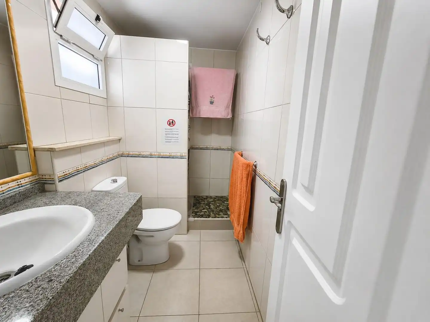Bany de Casa o xalet de lloguer en San Bartolomé de Tirajana amb Aire condicionat, Terrassa i Piscina comunitària