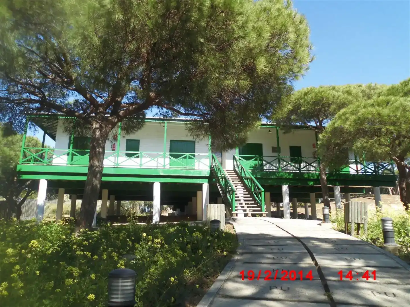 Vista exterior de Dúplex de lloguer en Punta Umbría amb Aire condicionat, Jardí privat i Traster