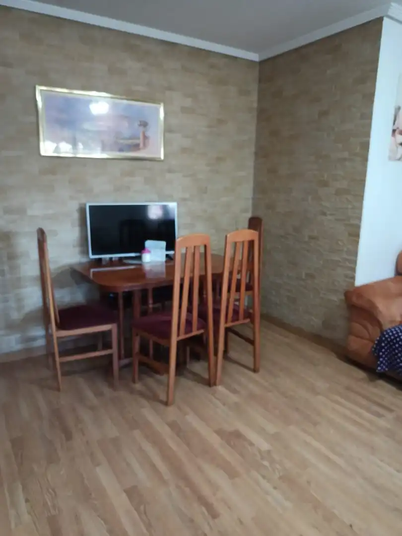 Menjador de Dúplex en venda en Parla amb Calefacció, Jardí privat i Parquet