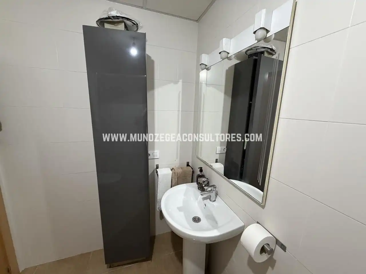 Piso con ascensor en venta en Victoria Kent, imagen 10