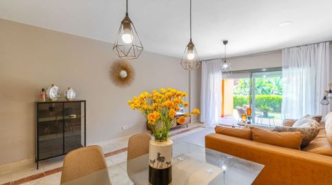 Foto 3 de Planta baja en venta en Benatalaya, Estepona