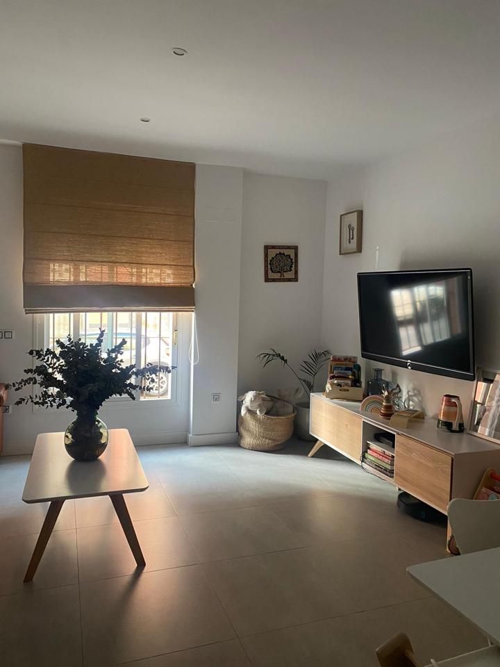 Living room of Planta baja for sale in Dos Hermanas  with Air Conditioner and Parquet flooring