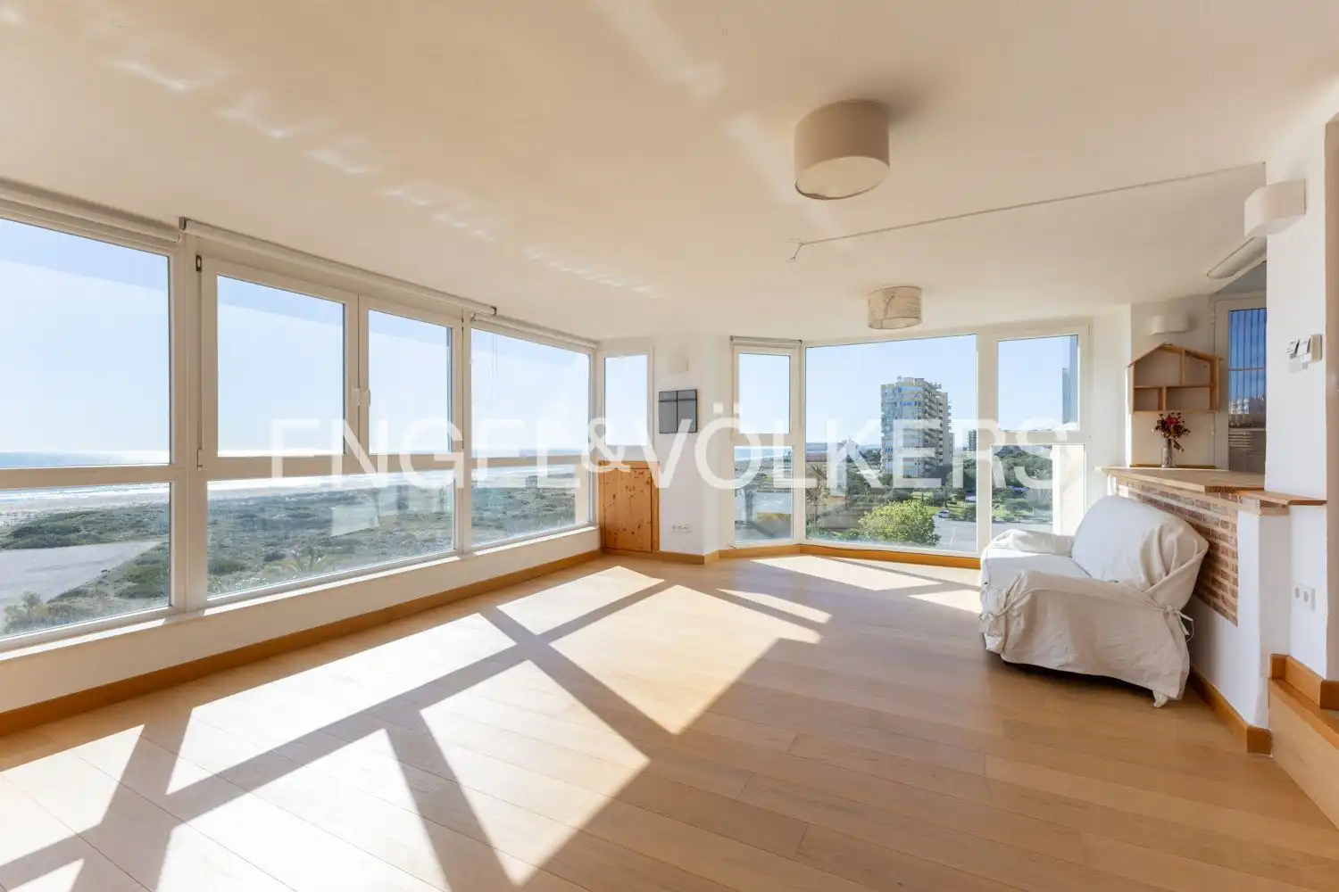 Exterior view of Flat for sale in Valencia  with Heating and Swimming Pool
