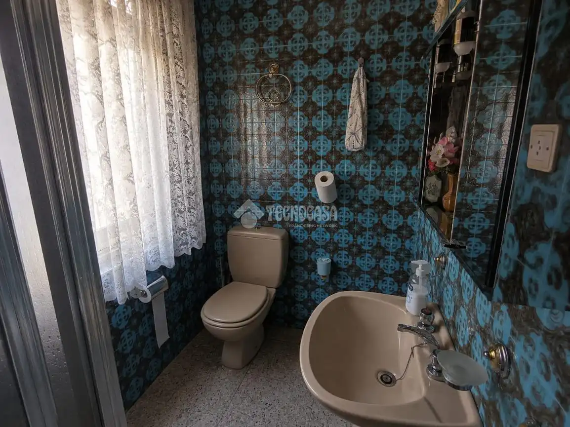 Baño de Piso en venta en Los Navalucillos con Amueblado y Balcón