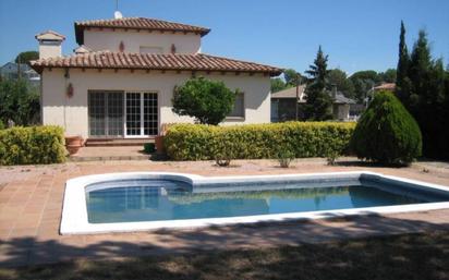 Jardí de Casa o xalet en venda en Caldes de Montbui amb Terrassa i Piscina