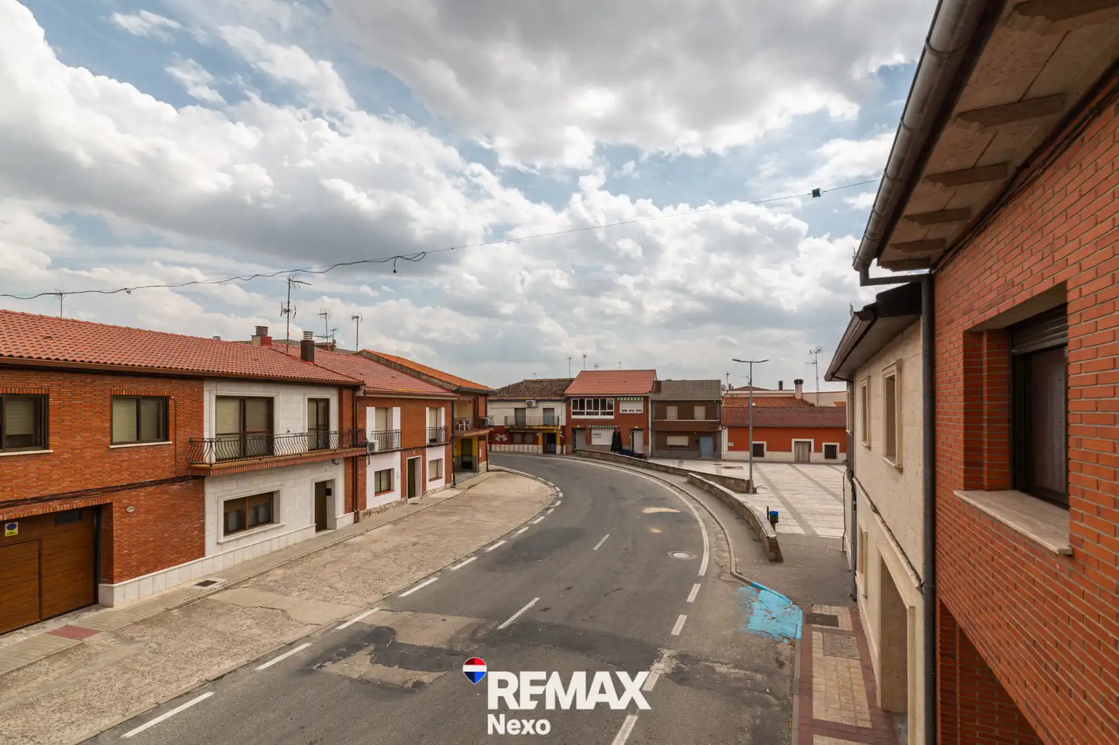 Vista exterior de Casa adosada en venta en Villaverde de Íscar con Aire acondicionado, Calefacción y Jardín privado