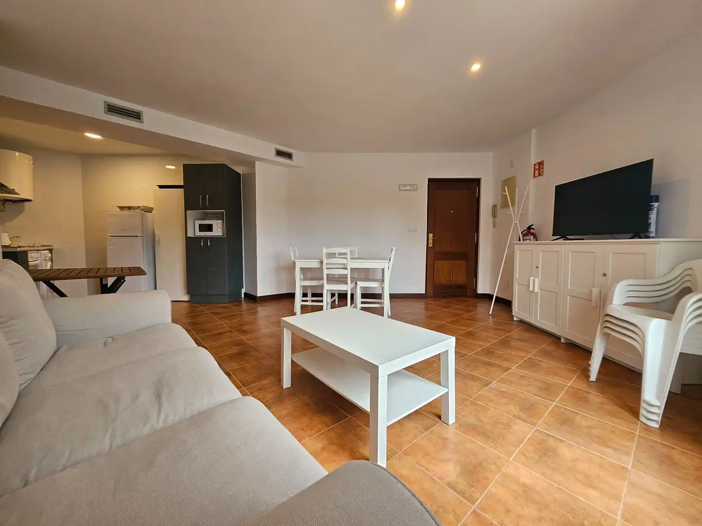 Sala de estar de Piso en venta en Alfoz de Lloredo con Aire acondicionado