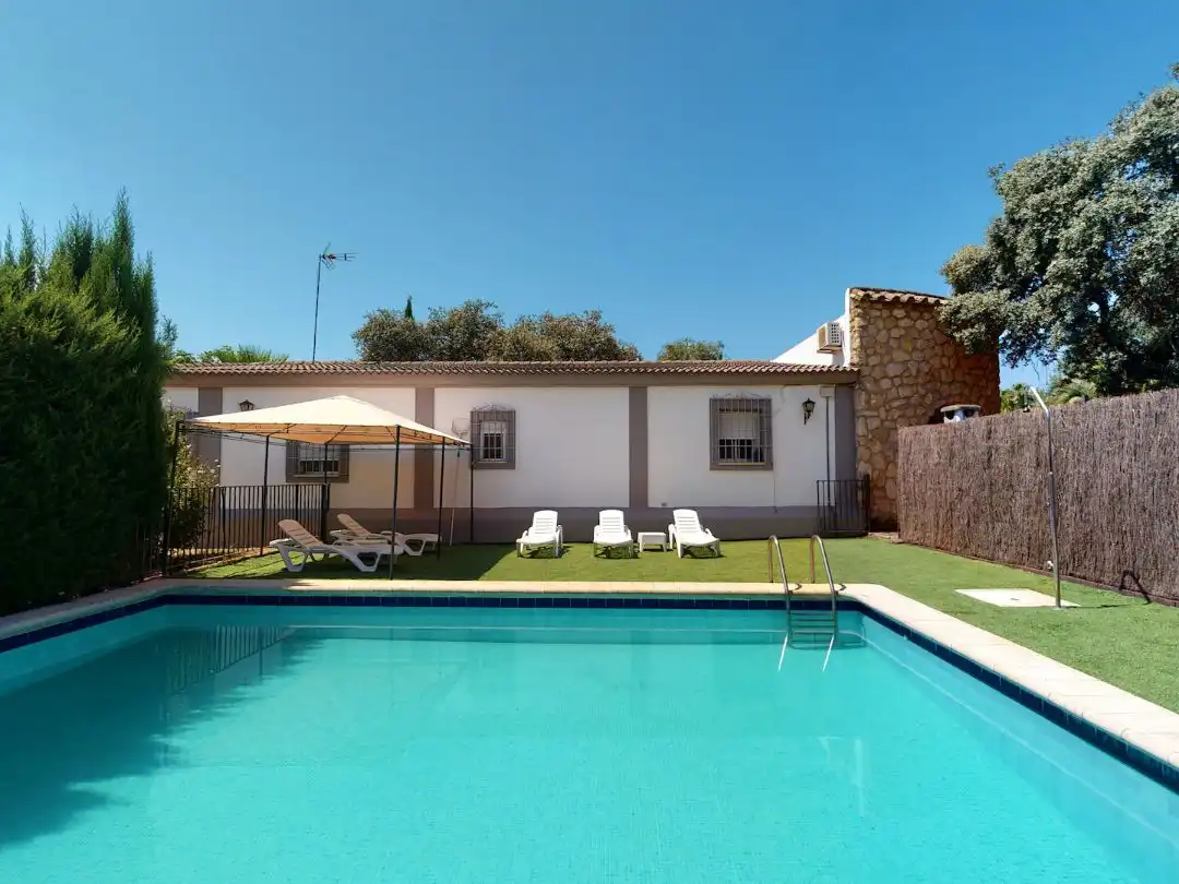 Piscina de Casa o xalet en venda en  Córdoba Capital amb Aire condicionat i Piscina