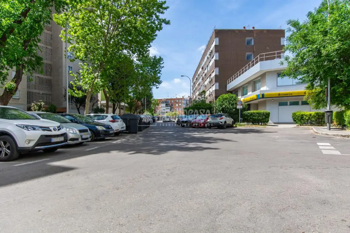 Parking de Piso en venta en Madrid con Trastero