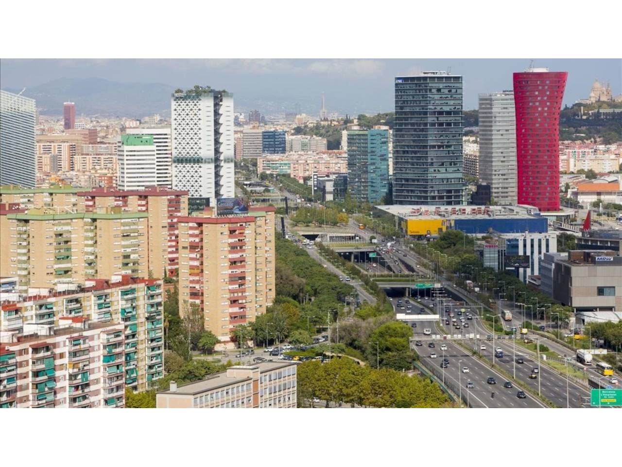 Exterior view of Flat for sale in L'Hospitalet de Llobregat