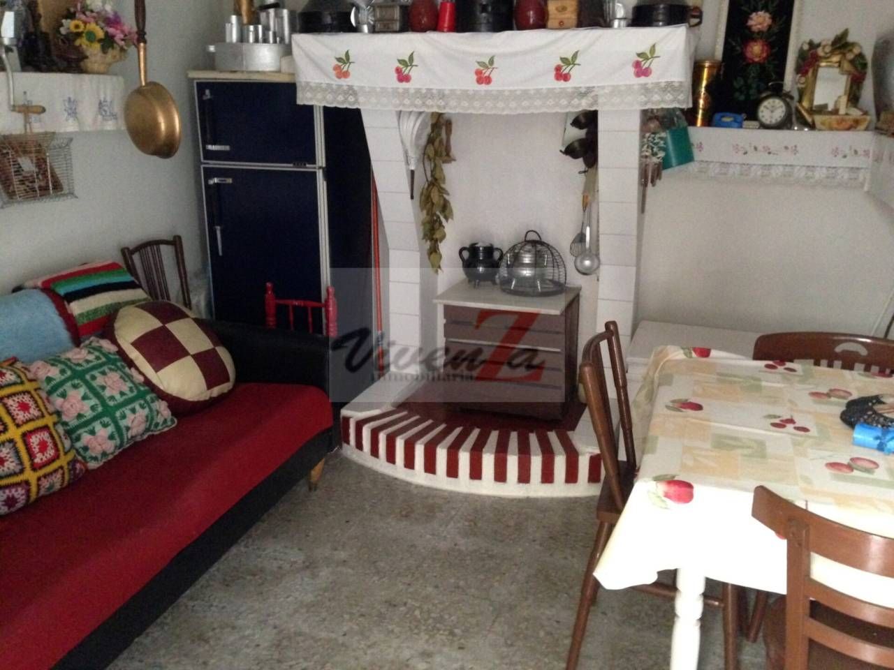 Sala d'estar de Casa o xalet en venda en Corrales del Vino amb Terrassa