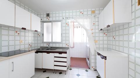 Photo 2 of Flat for sale in Avenida de Los Guindos, 29, Los Guindos - Parque Mediterráneo - Santa Paula, Málaga Capital