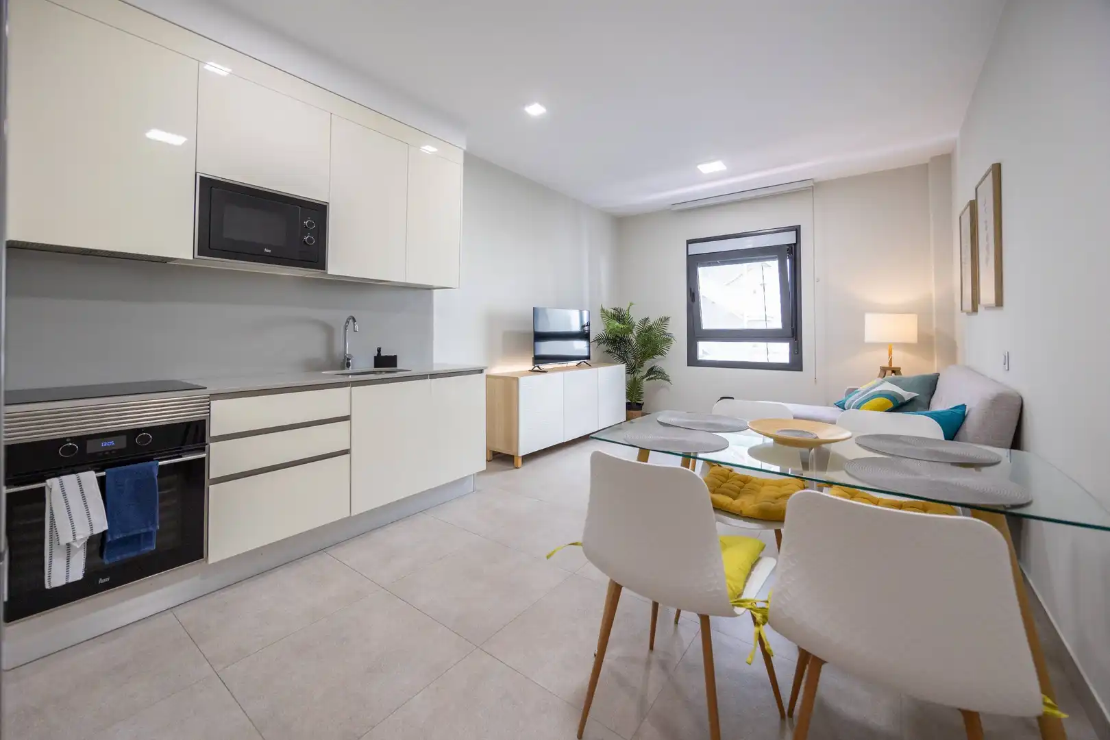Kitchen of Flat for rent in Las Palmas de Gran Canaria  with Furnished