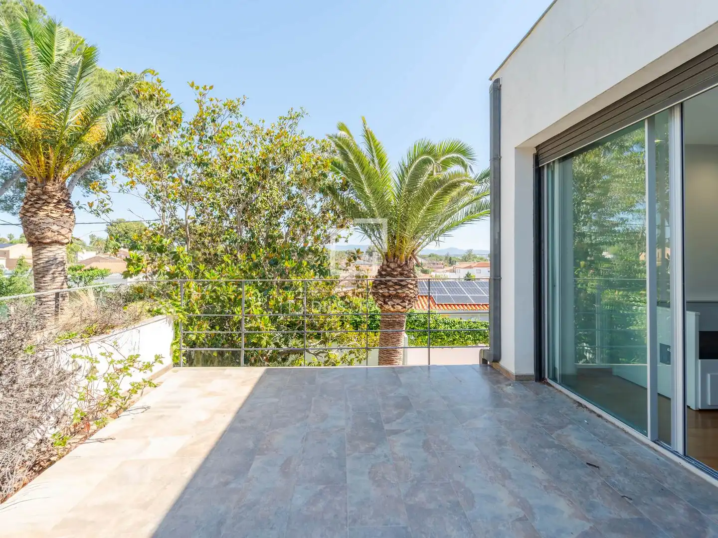 Terrassa de Casa o xalet en venda en Riba-roja de Túria amb Aire condicionat, Jardí privat i Terrassa