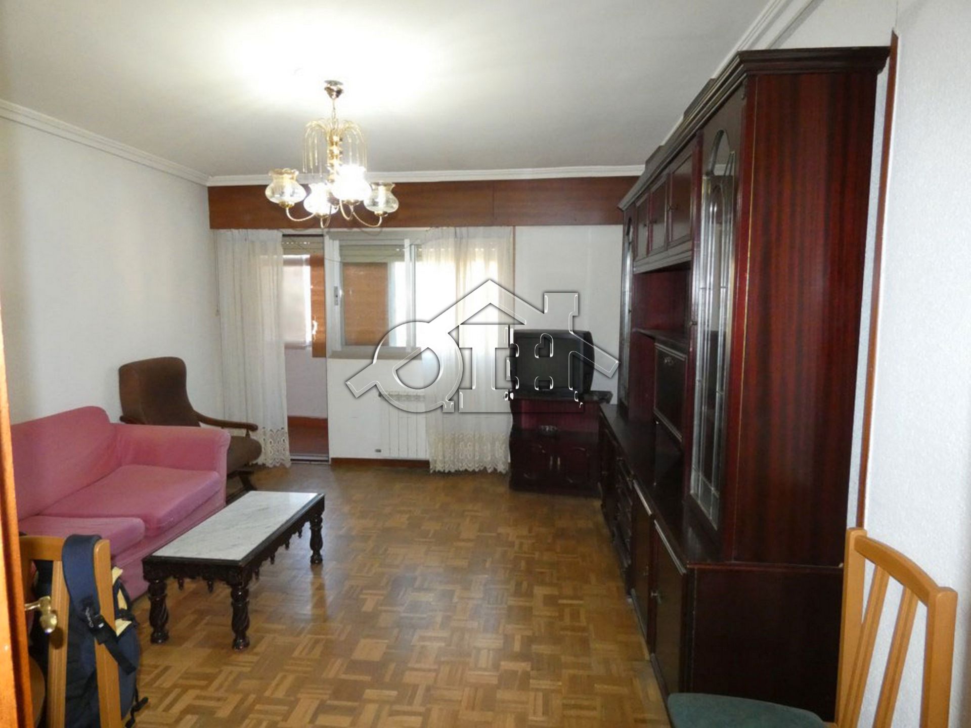 Sala d'estar de Pis en venda en Alcalá de Henares amb Calefacció, Parquet i Terrassa