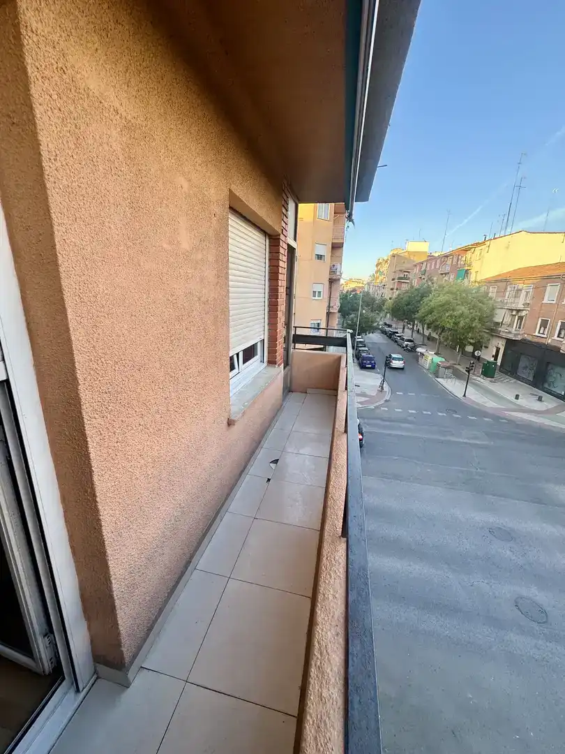 Vista exterior de Pis en venda en  Albacete Capital amb Aire condicionat i Balcó