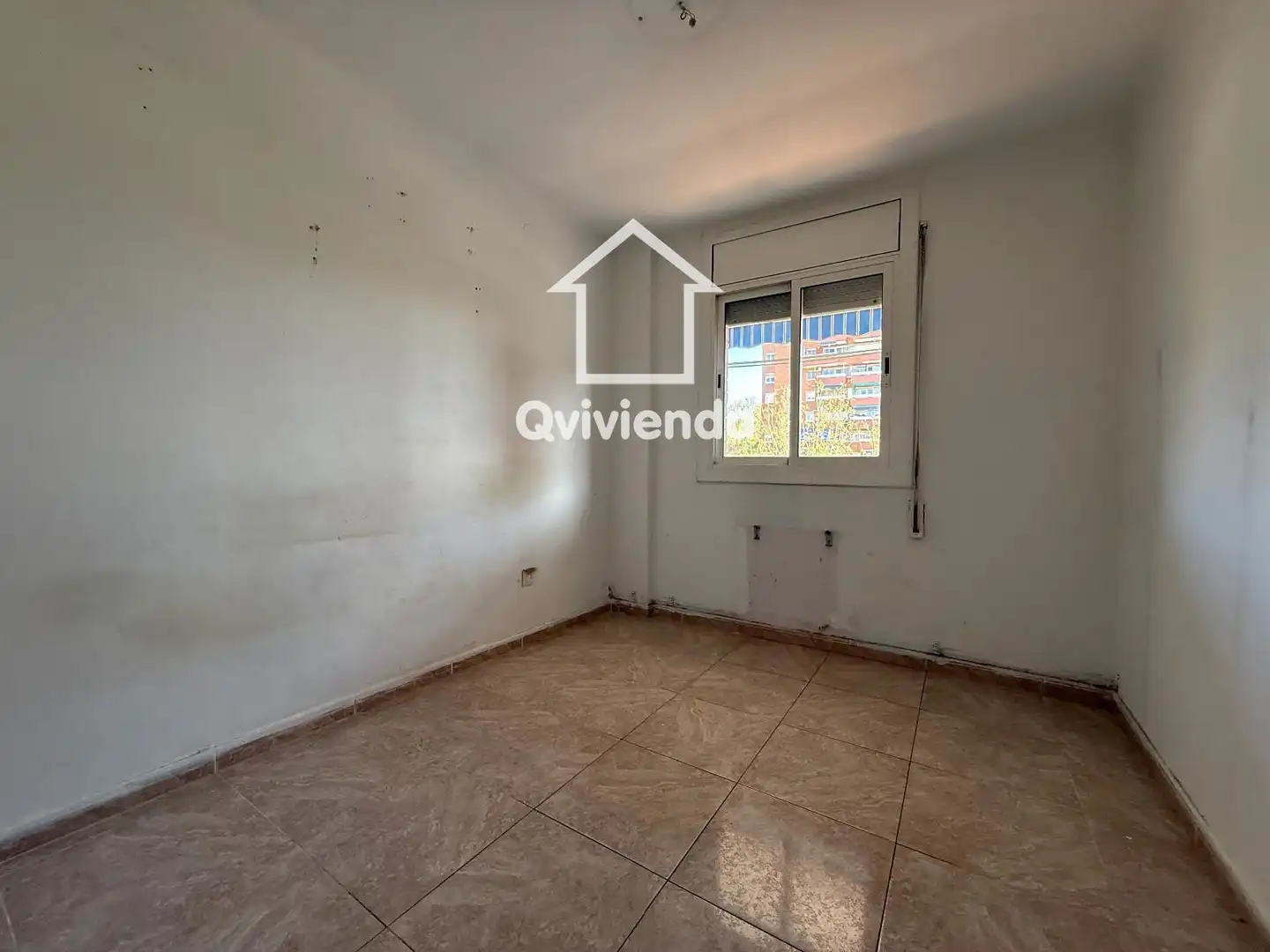 Habitación de Piso en venta en Terrassa con Calefacción y Terraza