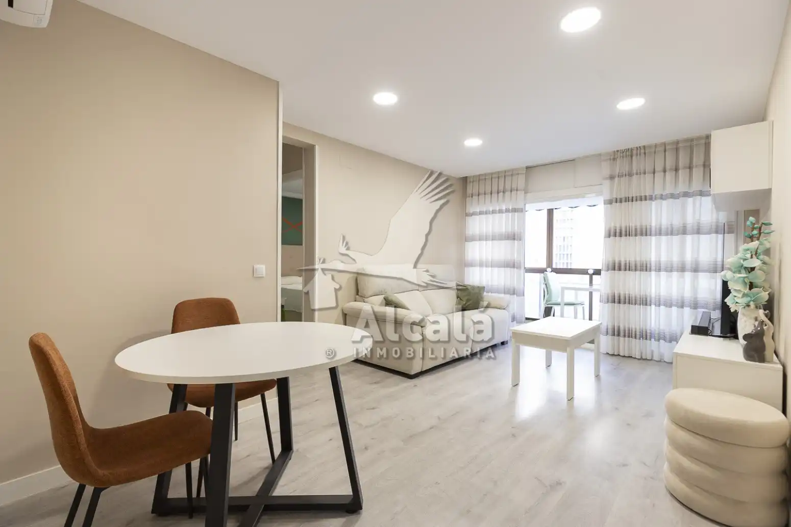 Habitación de Piso en venta en Alcalá de Henares con Aire acondicionado, Calefacción y Terraza