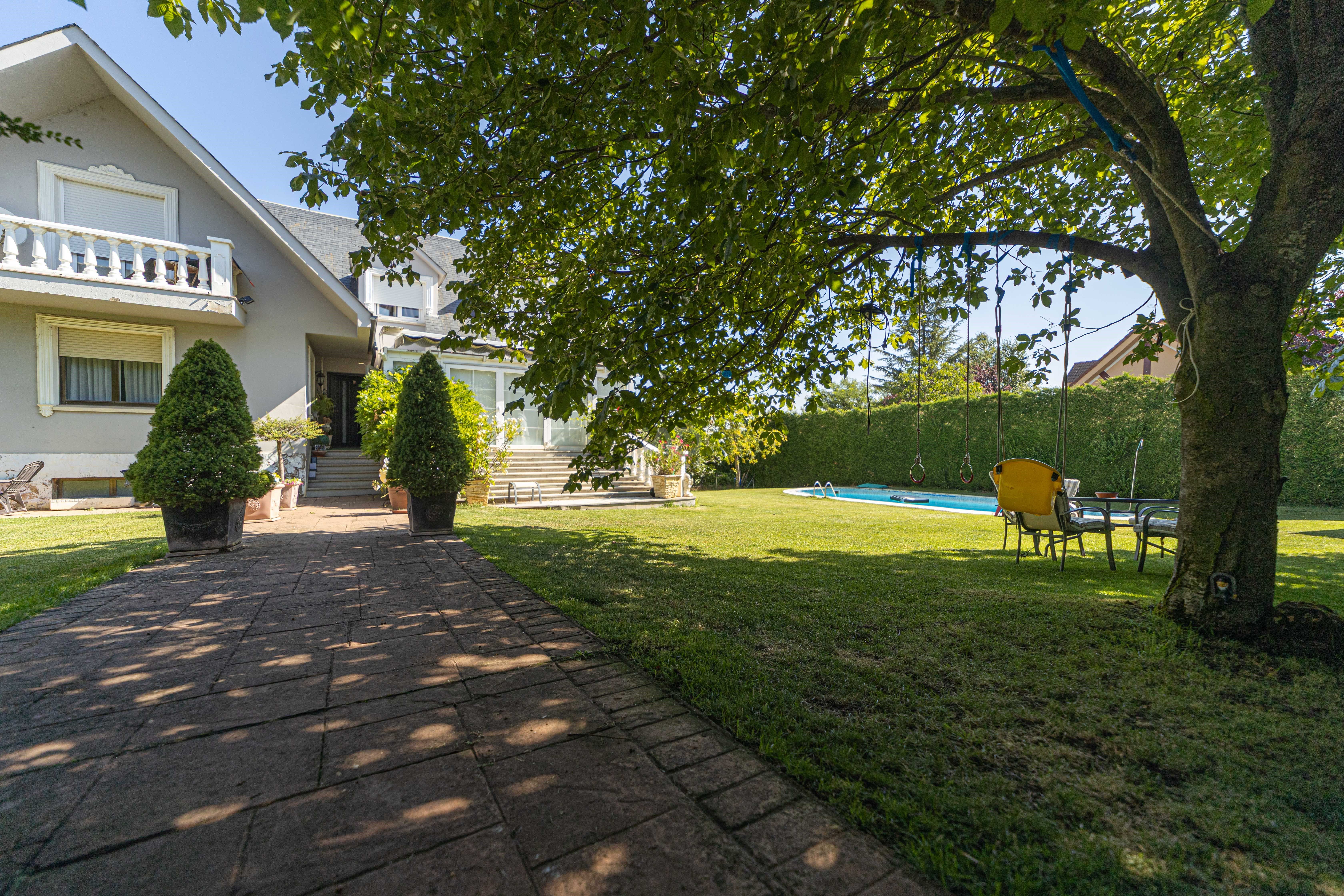 Jardín de Casa o chalet en venta en Santovenia de la Valdoncina con Calefacción