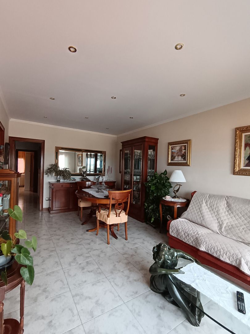 Dining room of Flat for sale in Sabadell  with Air Conditioner, Heating and Storage room