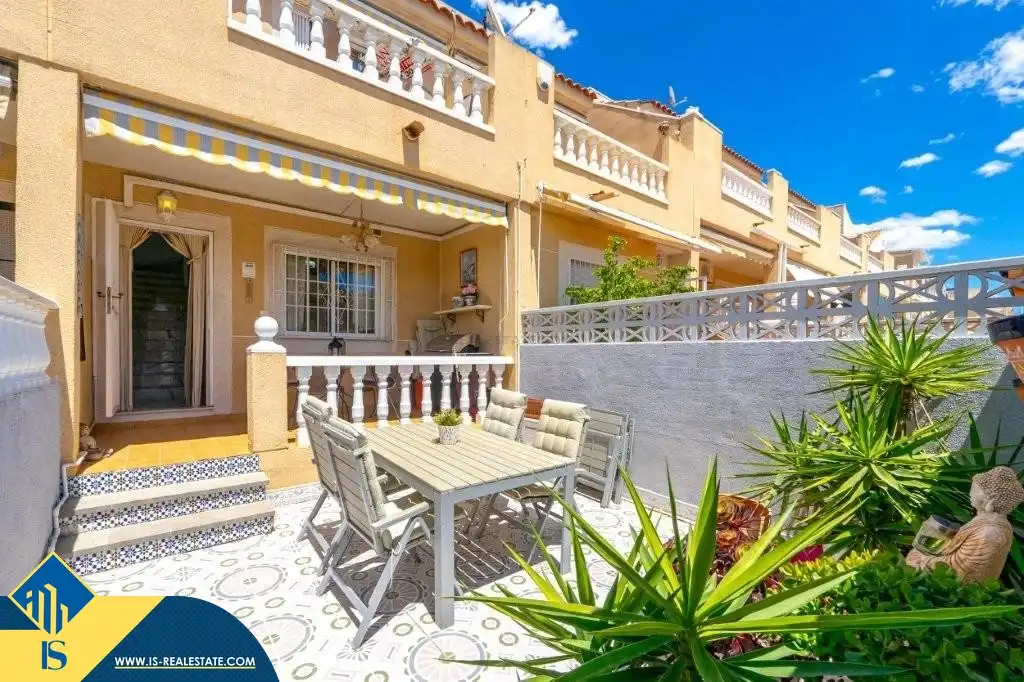Haus mit Pool zum Verkauf in Nueva Torrevieja - Aguas Nuevas, imagen 2