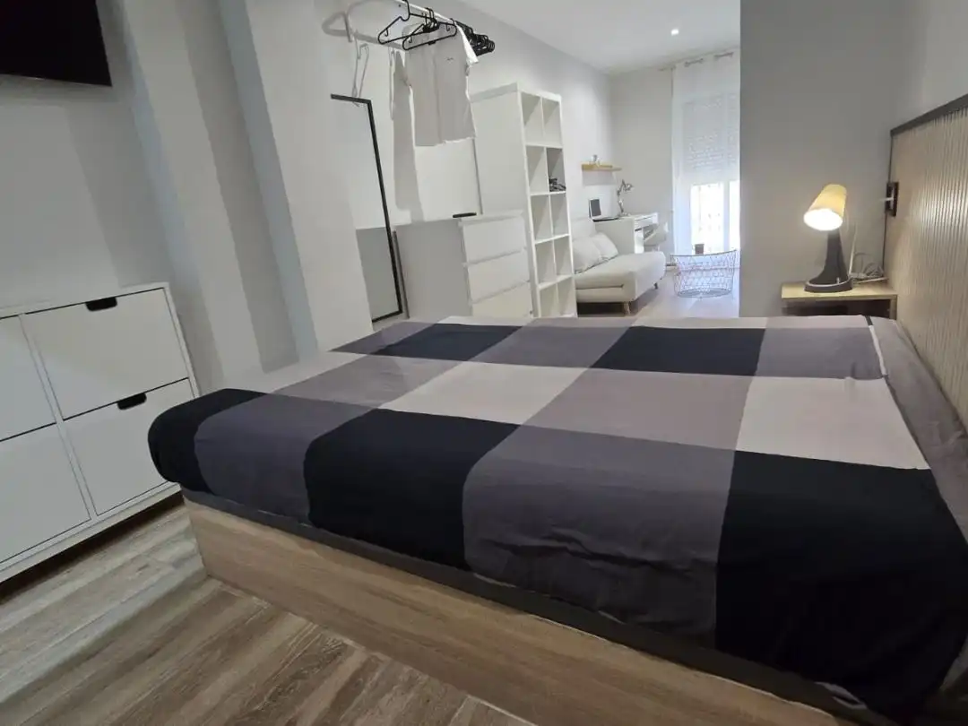 Habitación de Piso en venta en  Valencia Capital con Aire acondicionado y Balcón