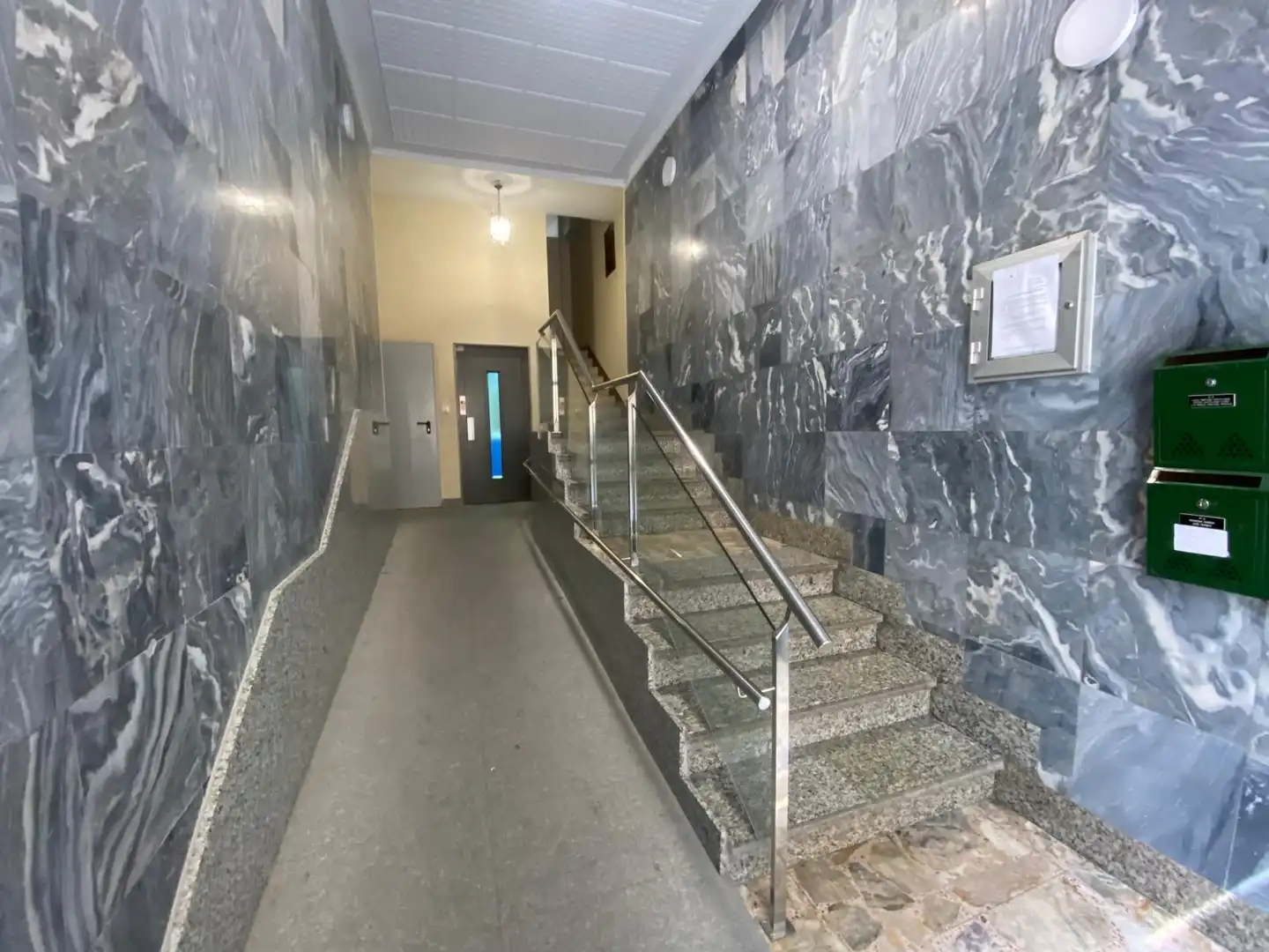 Pis en venda en O Carballiño   amb Calefacció, Parquet i Traster