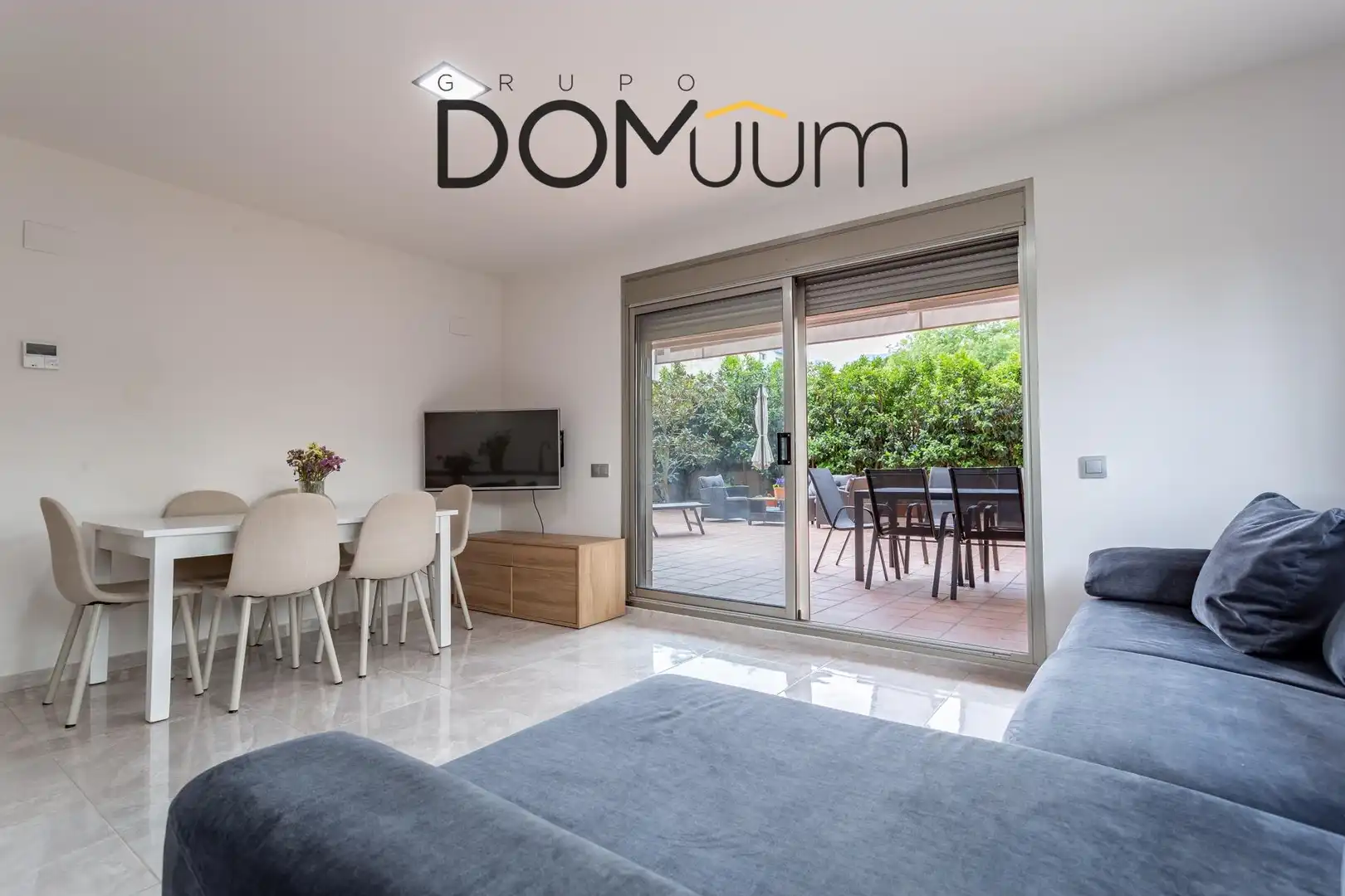 Wohnzimmer von Erdgeschoss zum Verkauf in Salou mit Klimaanlage, Heizung und Terrasse