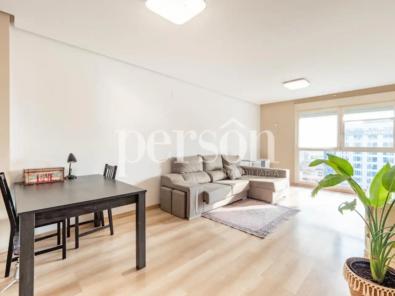 Sala de estar de Piso en venta en Valencia con Aire acondicionado, Calefacción y Amueblado