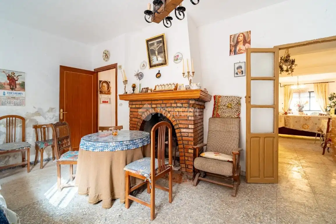 Casa adosada en venda en Villamena amb Terrassa