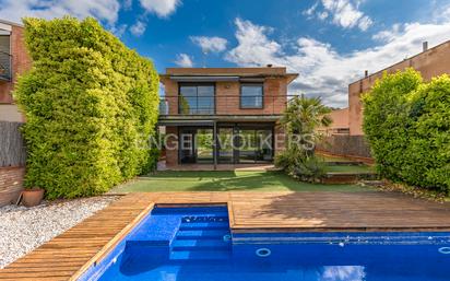Exterior view of House or chalet for sale in Matadepera  with Air Conditioner, Heating and Private garden