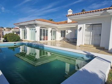 Xalet amb piscina de lloguer a N/A