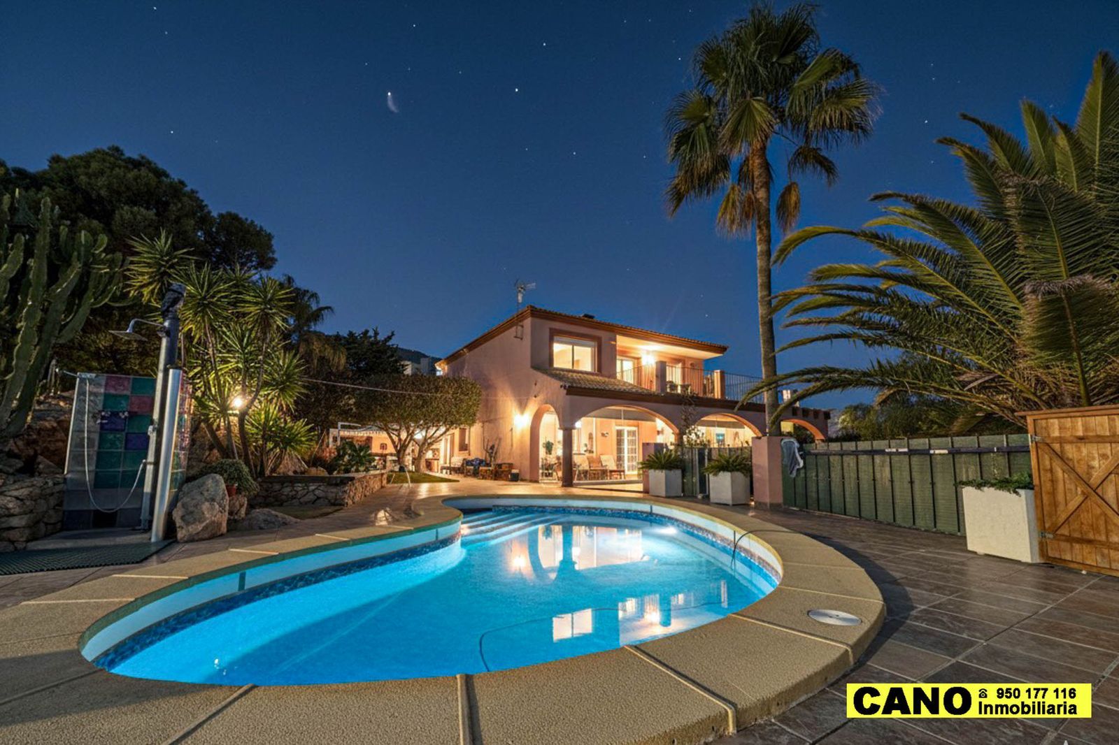 Vista exterior de Casa o chalet en venta en Vícar con Aire acondicionado, Calefacción y Terraza