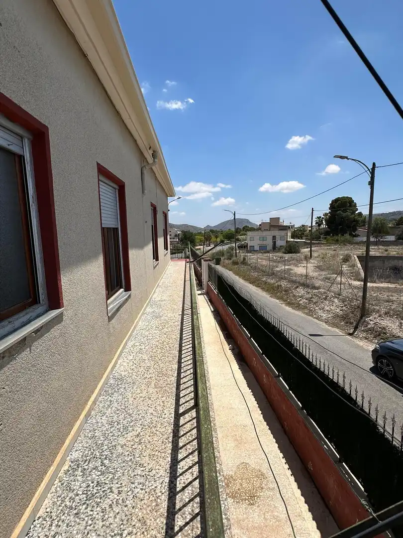 Casa amb piscina en venda a Novelda, imagen 3