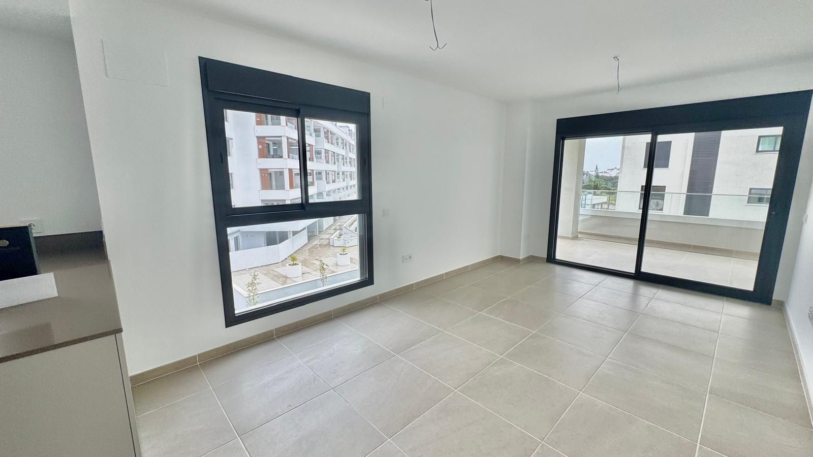 Sala de estar de Apartamento de alquiler en Torremolinos con Aire acondicionado, Calefacción y Jardín privado