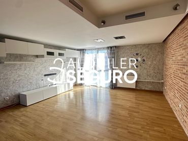 Appartamento con piscina in affitto a De la Dehesa