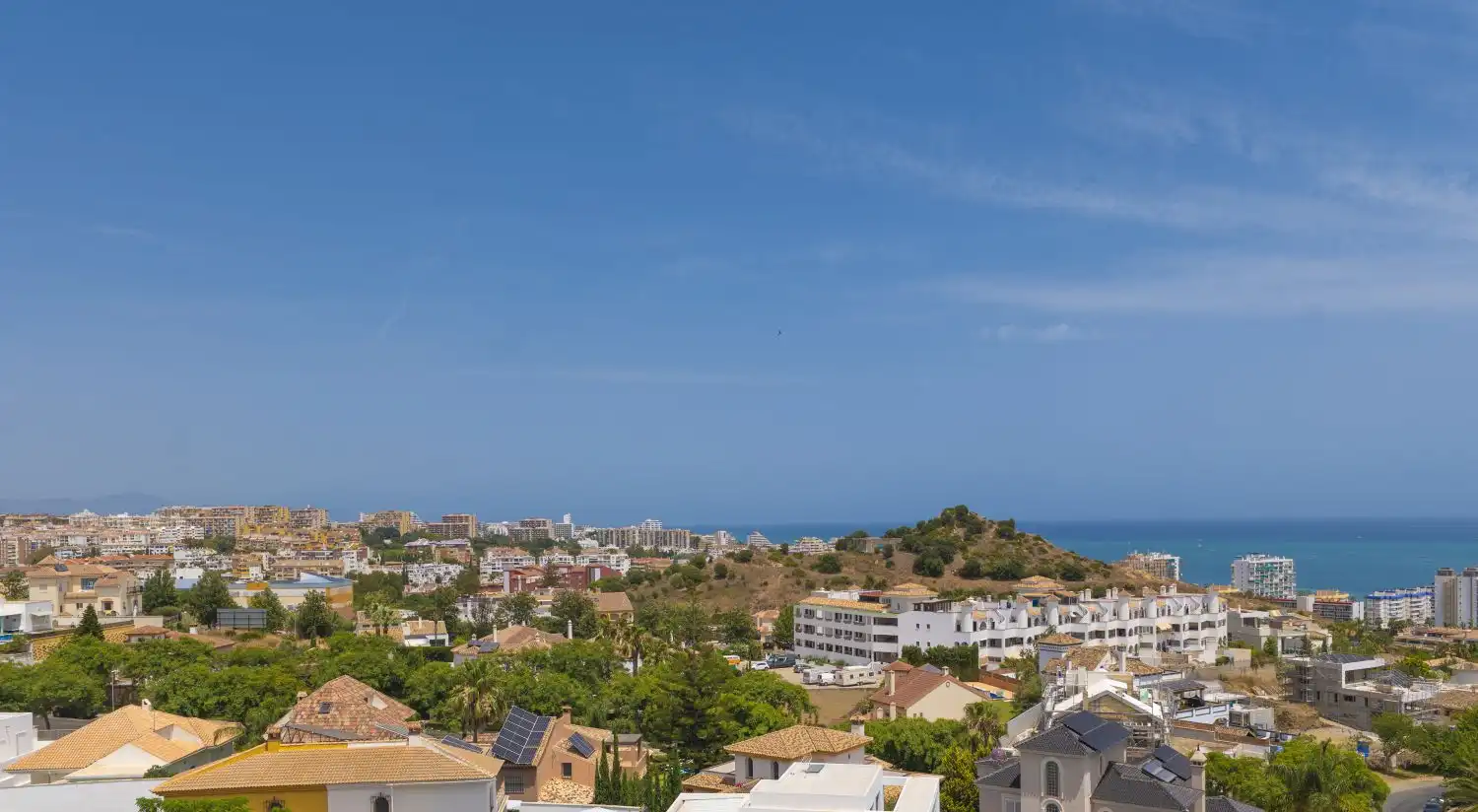 Vista exterior de Dúplex en venda en Benalmádena amb Aire condicionat, Calefacció i Terrassa