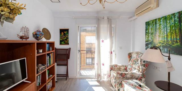 Piso en Venta en Historiador Rodrigo de Pertegàs en La Creu del Grau