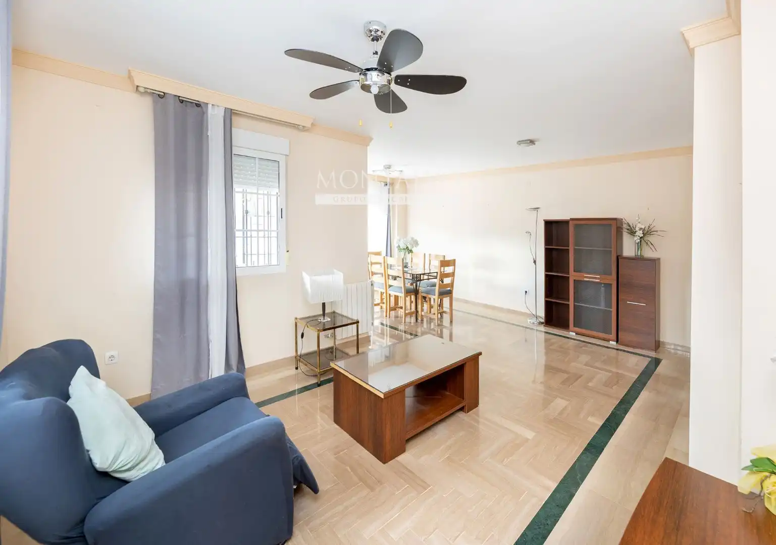 Vista exterior de Casa o chalet en venta en Gójar con Calefacción y Piscina
