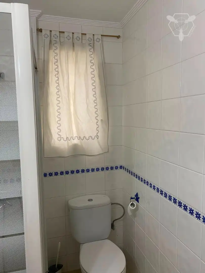 Baño de Piso en venta en Huelva con Aire acondicionado