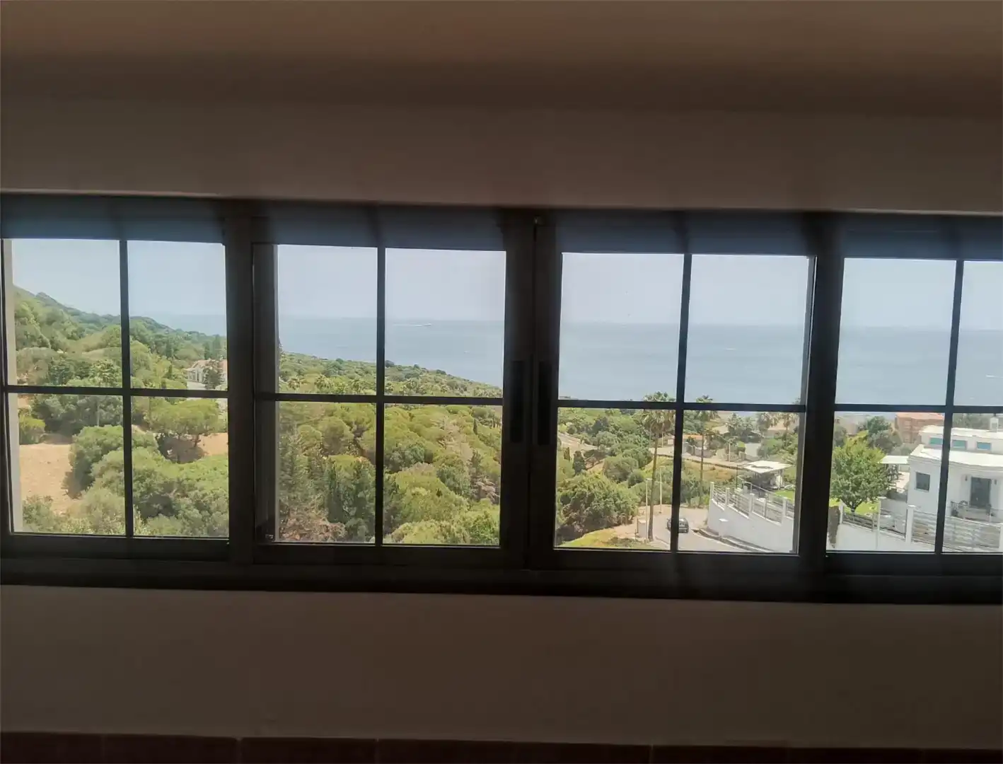 Dormitori de Casa o xalet en venda en Algeciras amb Piscina i Balcó