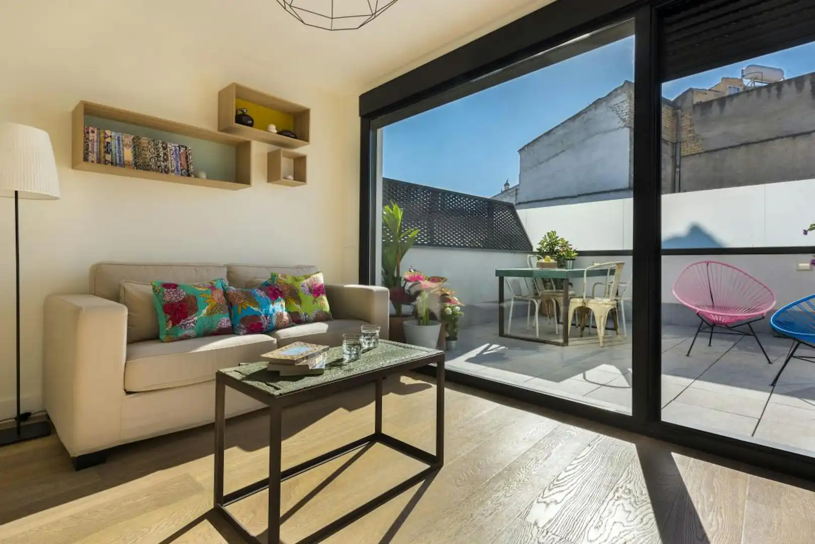 Terrasse von Wohnung zur Miete in Sevilla mit Klimaanlage, Heizung und Waschmaschine