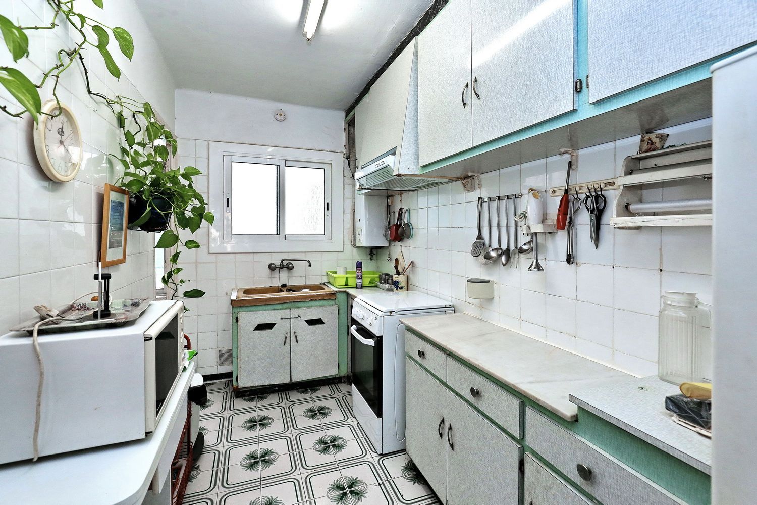 Kitchen of Attic for sale in  Barcelona Capital  with Oven, Balcony and Alarm