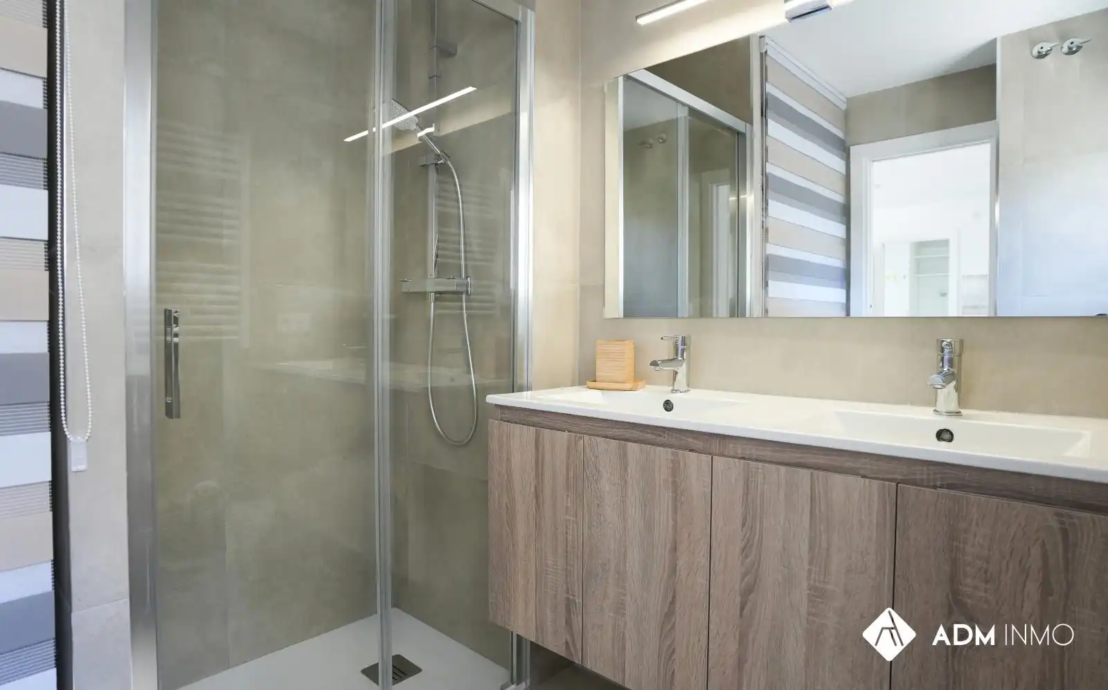 Baño de Piso en venta en Salou con Aire acondicionado, Calefacción y Terraza