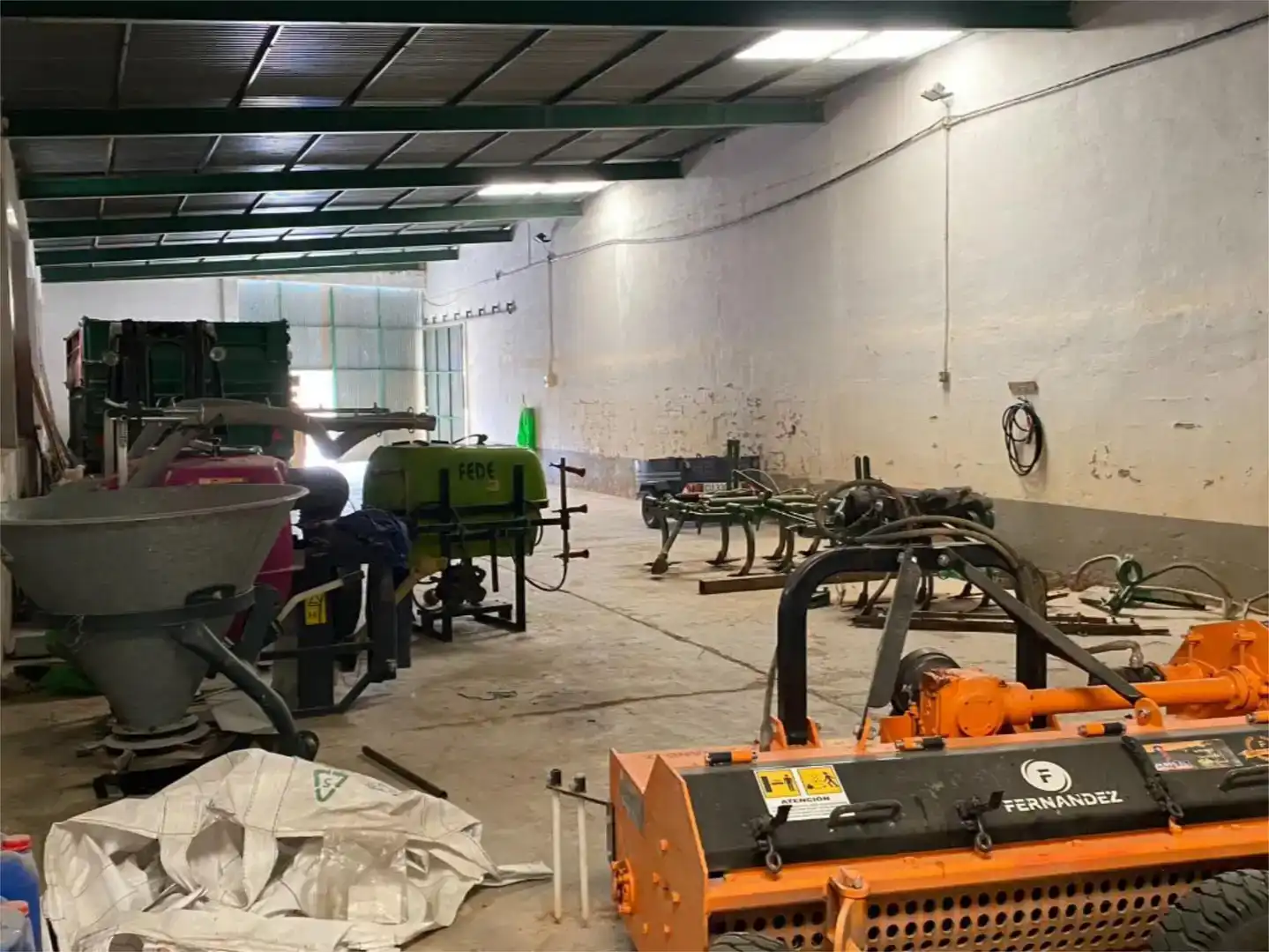 Industrial buildings for sale in Iniesta
