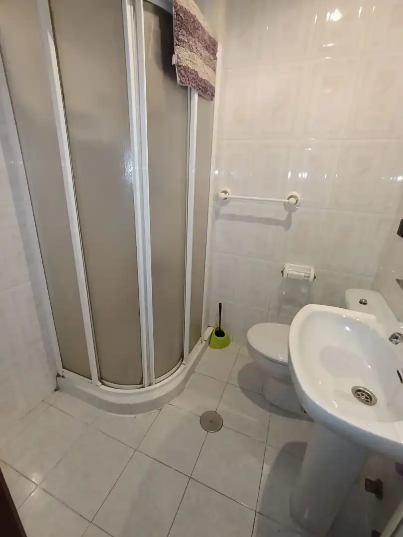 Baño de Piso en venta en Linares con Aire acondicionado y Piscina comunitaria