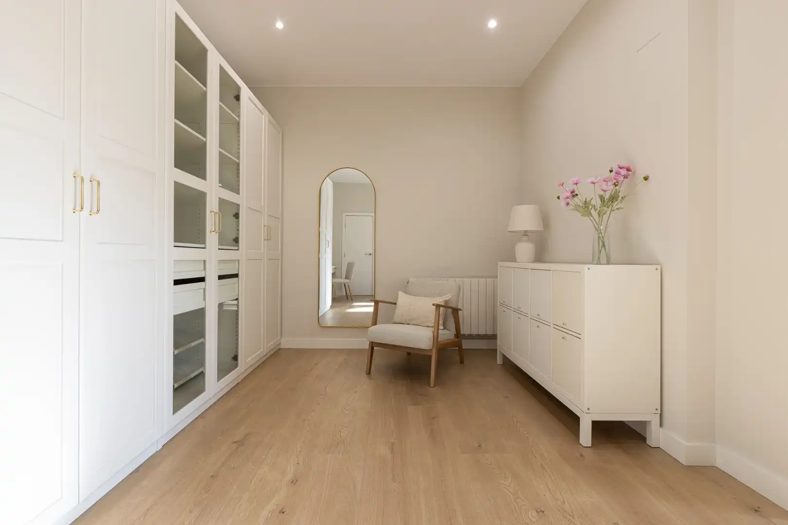 Schlafzimmer von Wohnung zum Verkauf in Badalona mit Klimaanlage, Heizung und Privatgarten