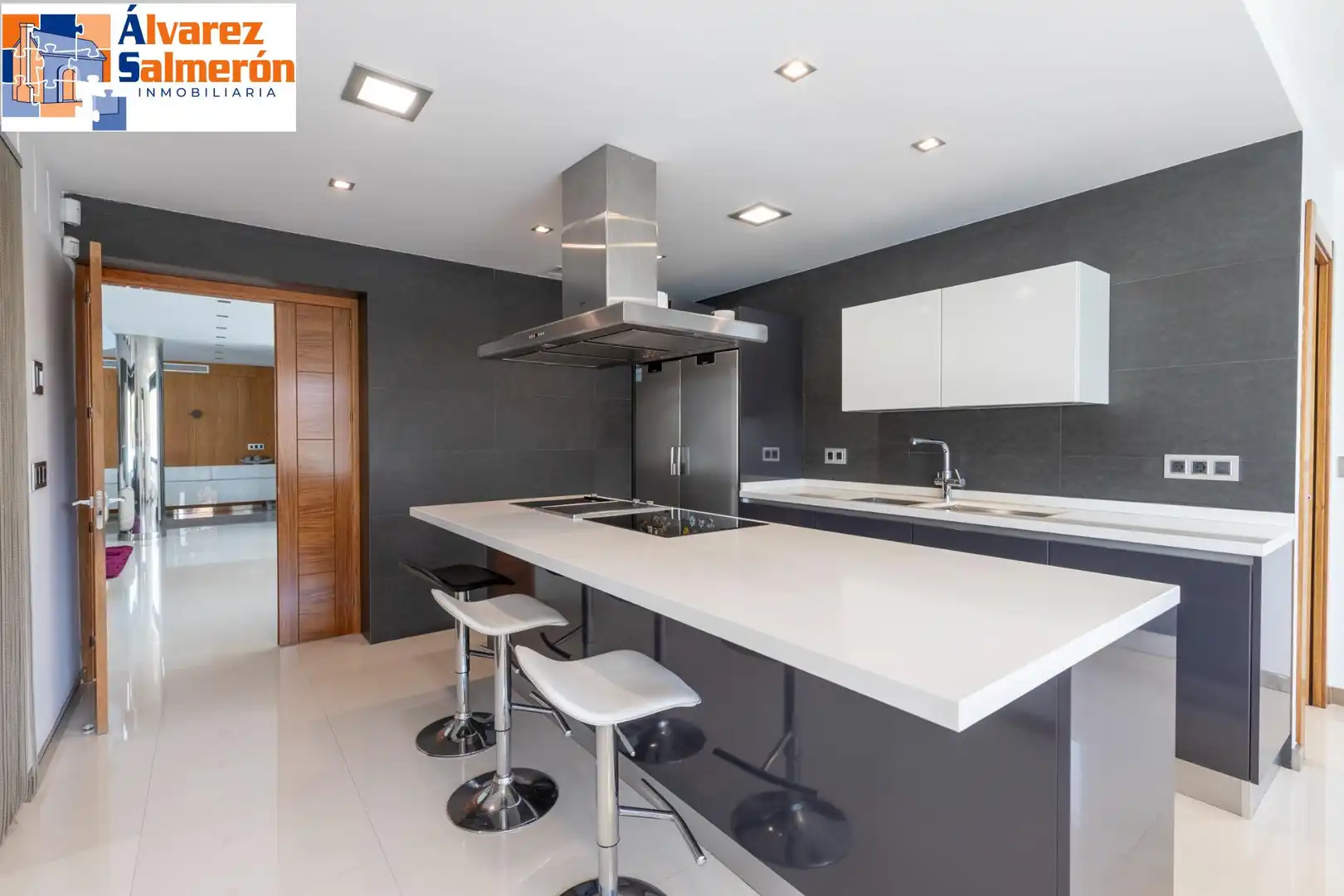 Chalet con piscina en venta en Urbanizacion EL CARMELO, imagen 21