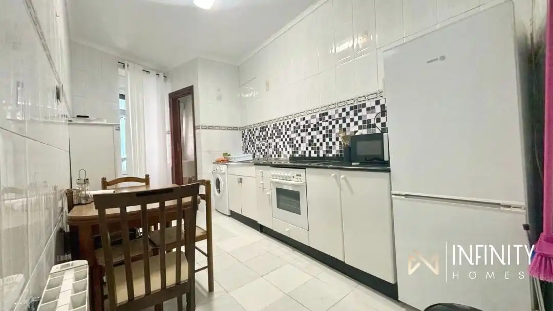Flat with terrace to rent in Barrenkale, imagen 6